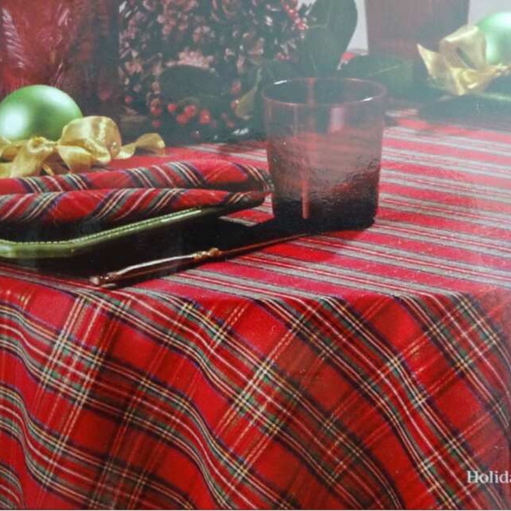 Lenox Red and Green Plaid Holiday Tablecloth 60x100